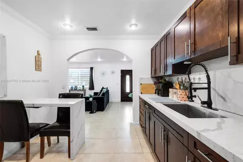 Kitchen - 6975 W 10th Ct, Hialeah, FL 33014 photo 2 of 2