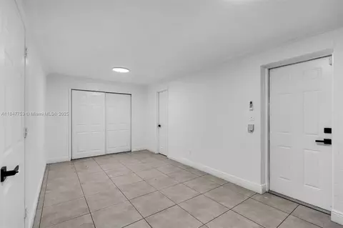 Other - 6975 W 10th Ct, Hialeah, FL 33014 photo 6 of 11