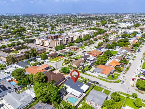 View/Area - 6975 W 10th Ct, Hialeah, FL 33014 photo 4 of 5