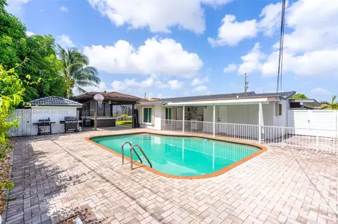 Other - 6975 W 10th Ct, Hialeah, FL 33014 photo 9 of 11