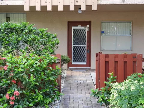 7431 NW 1st St #103, Margate, FL 33063
