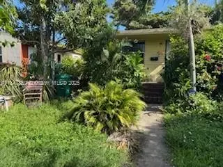 3016-20 SW 26th St, Miami, FL 33133