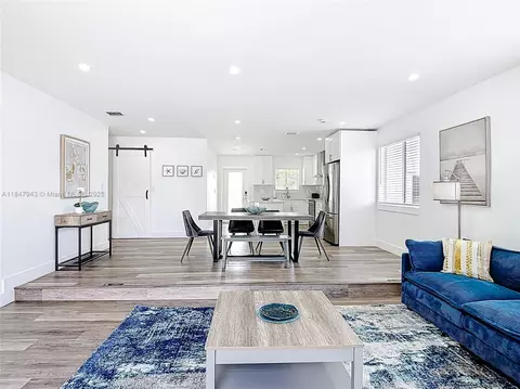 3041 NW 69th Ter, Miami, FL 33147