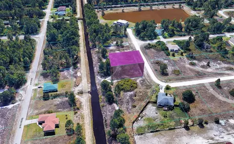 1067 Peach St, Lehigh Acres, FL 33974 photo 3