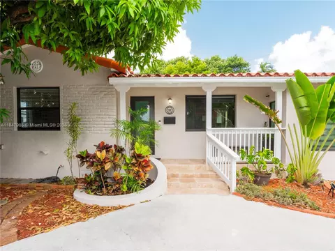 32 Hammond Dr, Miami Springs, FL 33166 photo 6