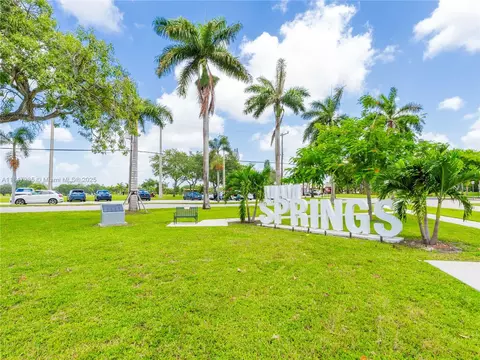 32 Hammond Dr, Miami Springs, FL 33166 photo 36