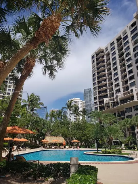 540 Brickell Key Dr #1524, Miami, FL 33131