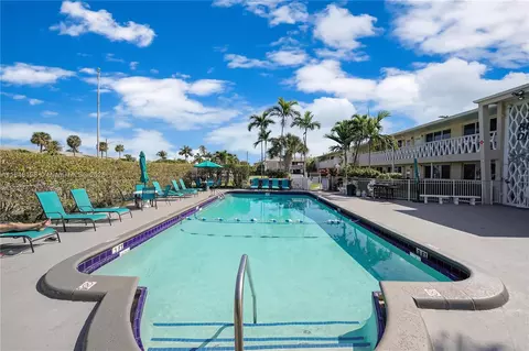 900 Atlantic Shores Blvd #215, Hallandale Beach, FL 33009