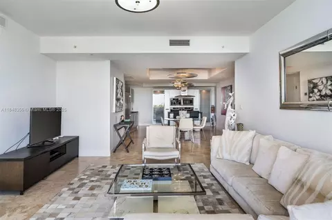 18201 Collins Ave #604, Sunny Isles Beach, FL 33160