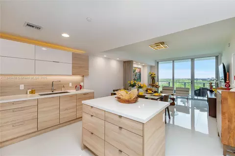 16385 Biscayne Blvd Apt 1503 2parking #1503 +2PARKING, North Miami Beach, FL 33160