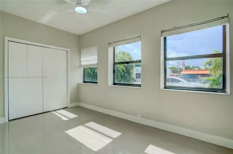 Bedroom - 2217 Red Rd, Miami, FL 33155 photo 3 of 4