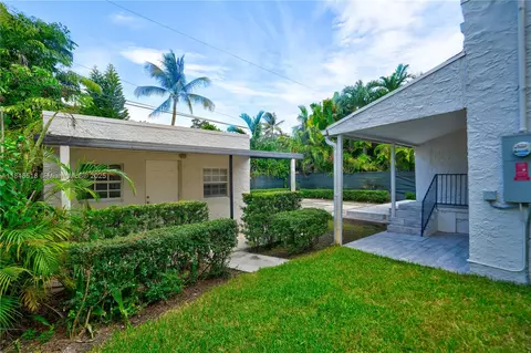 Exterior - 2217 Red Rd, Miami, FL 33155 photo 5 of 8