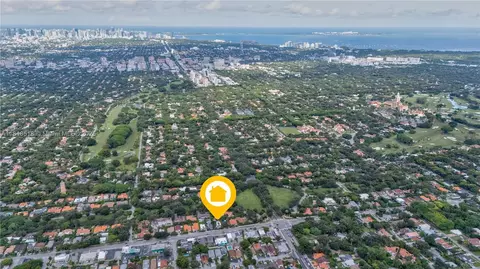 2217 Red Rd, Miami, FL 33155
