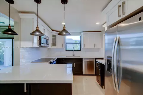 Kitchen - 2217 Red Rd, Miami, FL 33155 photo 2 of 2