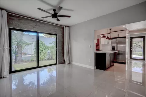 Living - 2217 Red Rd, Miami, FL 33155 photo 2 of 4