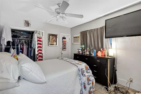 Other - 3581 W 2nd Ave, Hialeah, FL 33012 photo 4 of 7
