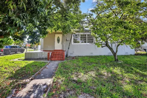 3581 W 2nd Ave, Hialeah, FL 33012