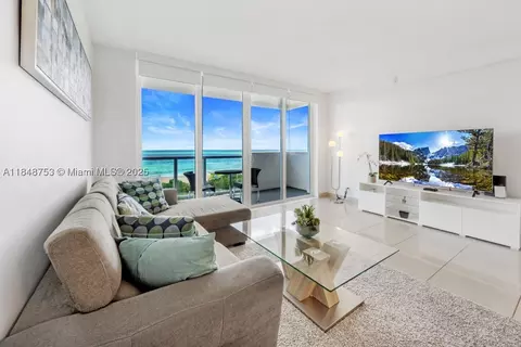 5601 Collins Ave #511, Miami Beach, FL 33140