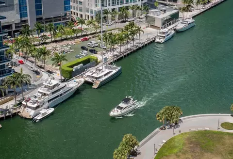485 Brickell Ave #3711, Miami, FL 33131