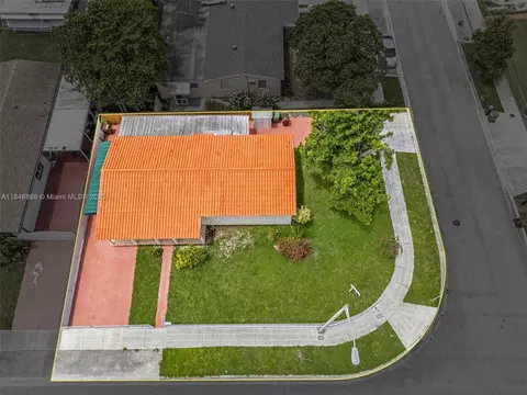 3400 W 13th Ave, Hialeah, FL 33012
