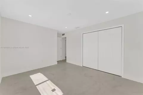 Bedroom - 7993 W 18th Ln, Hialeah, FL 33014 photo 7 of 10