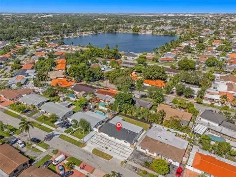 View/Area - 7993 W 18th Ln, Hialeah, FL 33014 photo 2 of 2