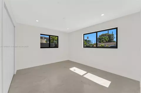 Bedroom - 7993 W 18th Ln, Hialeah, FL 33014 photo 8 of 10