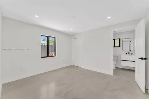 Bedroom - 7993 W 18th Ln, Hialeah, FL 33014 photo 2 of 10