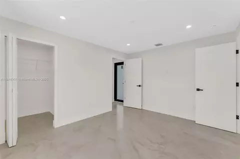 Bedroom - 7993 W 18th Ln, Hialeah, FL 33014 photo 4 of 10