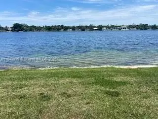 19027 NE 18th Ave, Miami, FL 33179