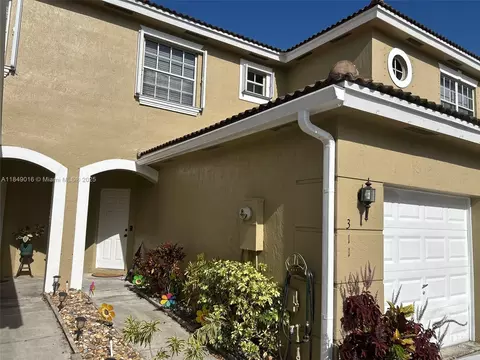 311 SW 120th Ave #311, Pembroke Pines, FL 33025