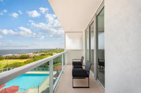 2889 Mcfarlane Rd #1014, Coconut Grove, FL 33133