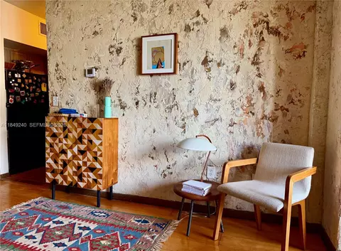 934 Michigan Ave #304, Miami Beach, FL 33139