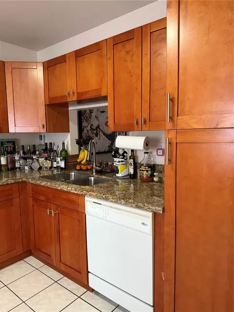 Kitchen - 13402 SW 116th Pl, Miami, FL 33176 photo 1 of 2