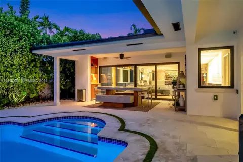 2152 Prairie Ave, Miami Beach, FL 33139