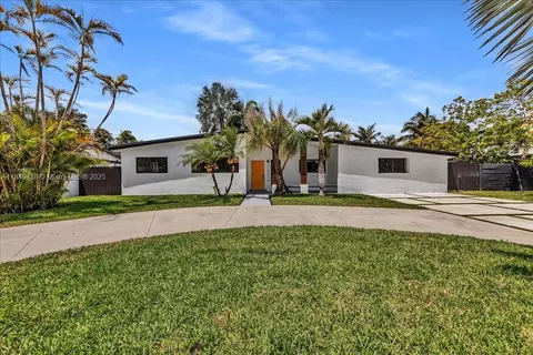 15020 NE 7th Ave, Miami, FL 33161