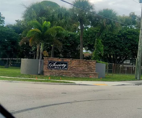 796 Hill Dr, West Palm Beach, FL 33415