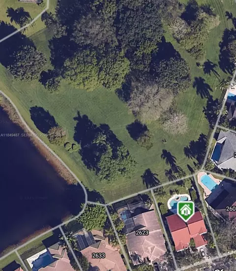 2613 Oakbrook Dr, Weston, FL 33332