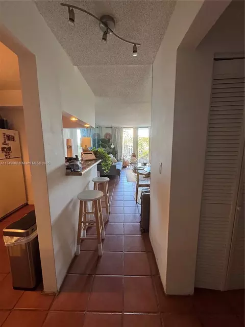 200 SE 15th Rd #4E, Miami, FL 33129 photo 9