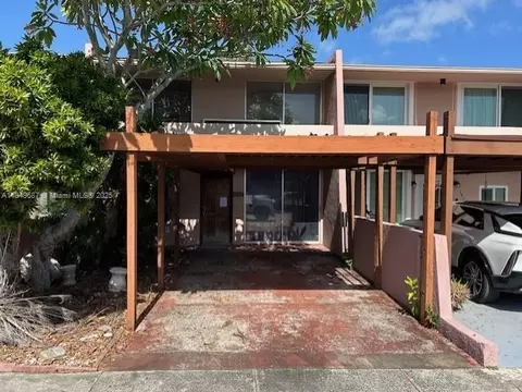 14124 Kendale Lakes Cir, Miami, FL 33183