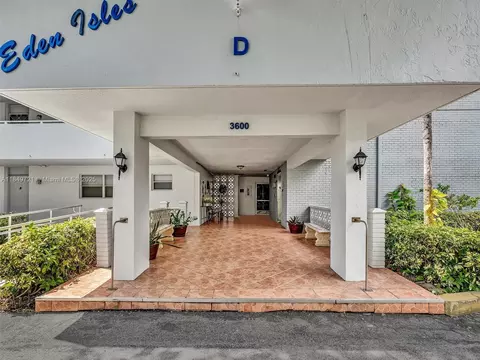 3600 NE 170th St #102, North Miami Beach, FL 33160