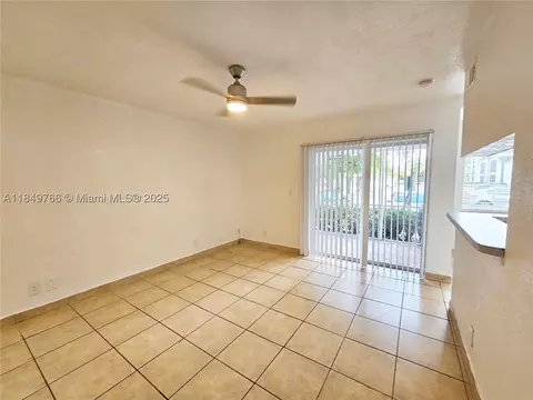 5740 Rock Island Rd #274, Tamarac, FL 33319