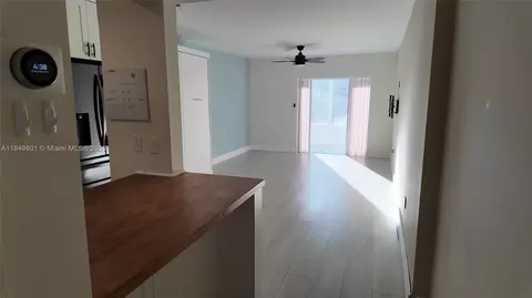120 Royal Palm Rd #107, Hialeah Gardens, FL 33016