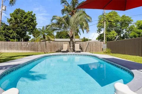809 NW 6th Ave, Dania Beach, FL 33004