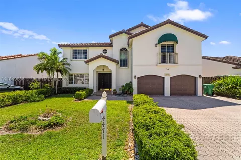 4471 SW 154th Ct, Miami, FL 33185