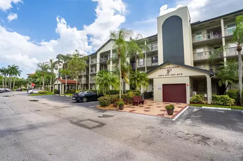 1300 SW 130th Ave #111F, Pembroke Pines, FL 33027
