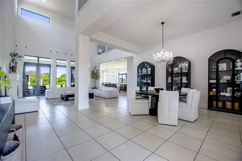 15821 SW 49th St, Southwest Ranches, FL 33331