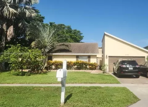 21595 Redbay Rd, Boca Raton, FL 33433