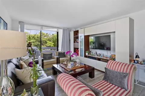 2501 Brickell Ave #307, Miami, FL 33129