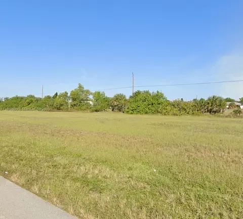 Undisclosed, Cape Coral, FL 33909